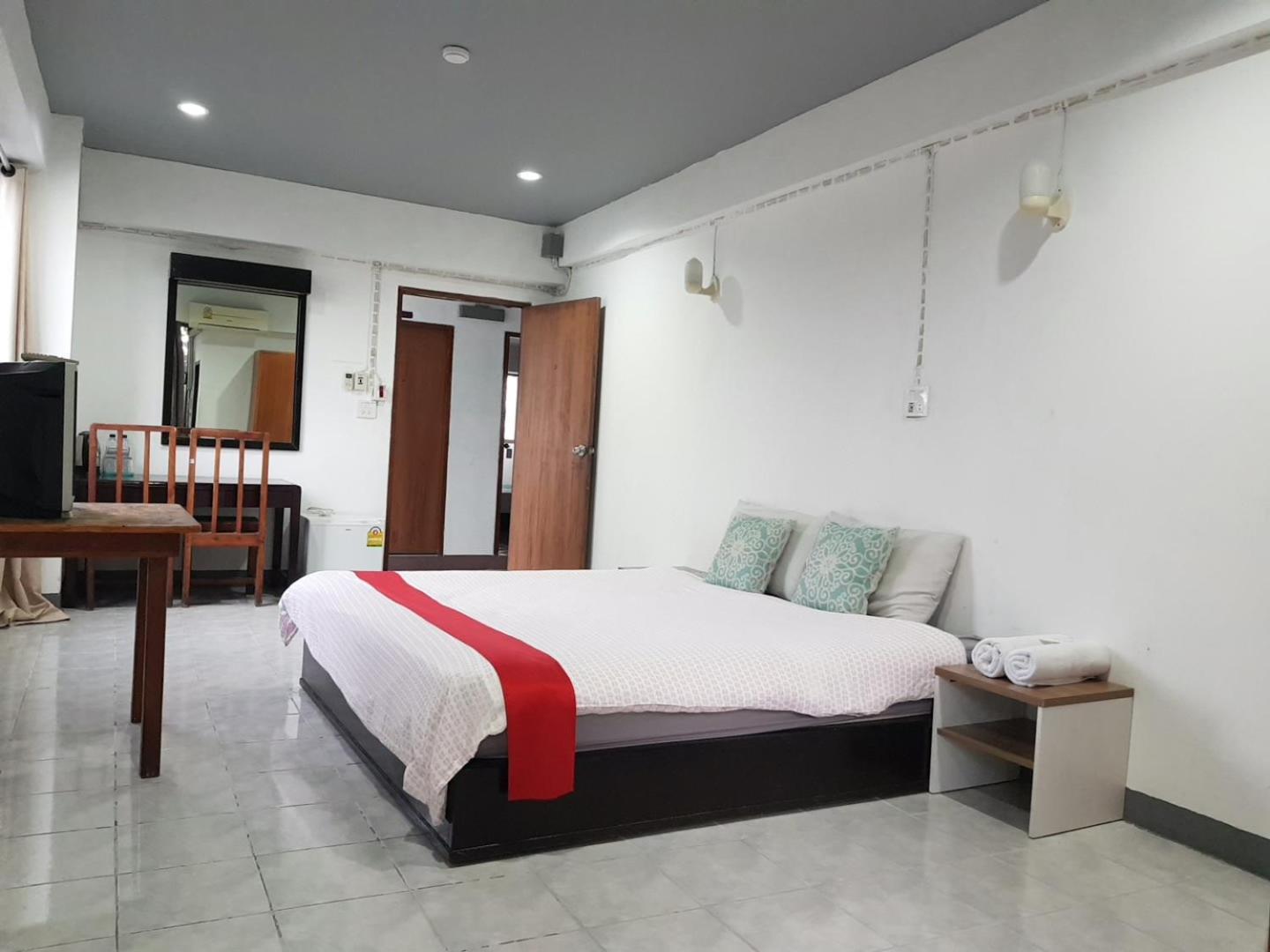 โรงแรมวินบางนา Win Bangna Hotel Bangkok Camera foto